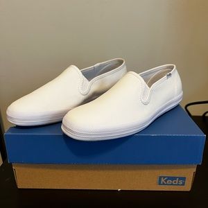 5.5 M White Keds-Champion